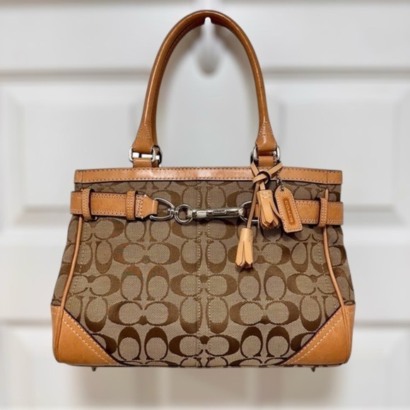 Coach Handbags - Vintage 2006 Coach Hampton Signature Satchel | Style 8K06 ✨